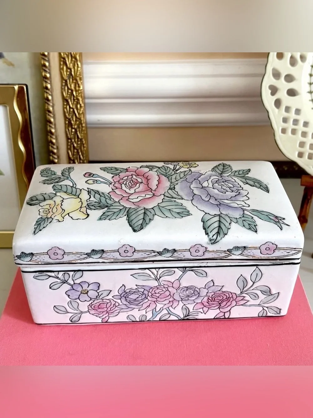 Vintage dresser box